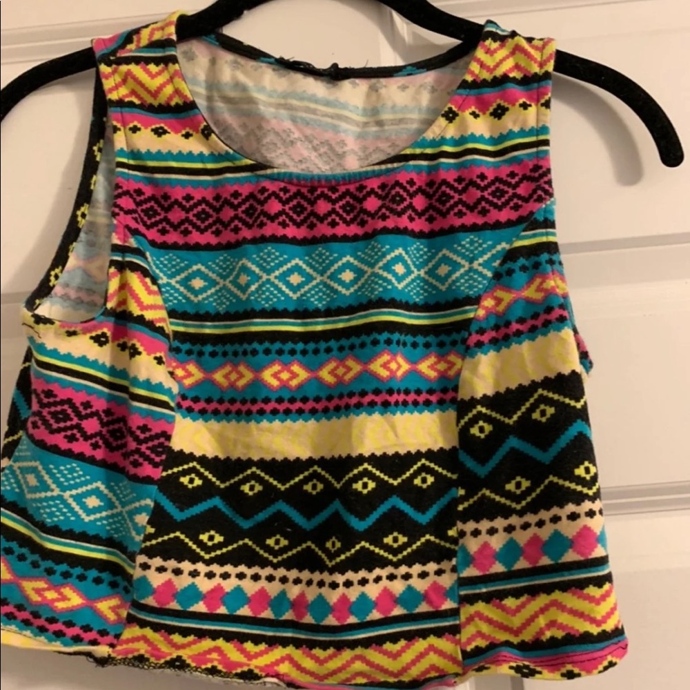 Crop top